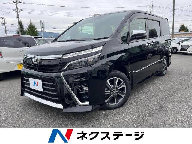 TOYOTA VOXY 2019