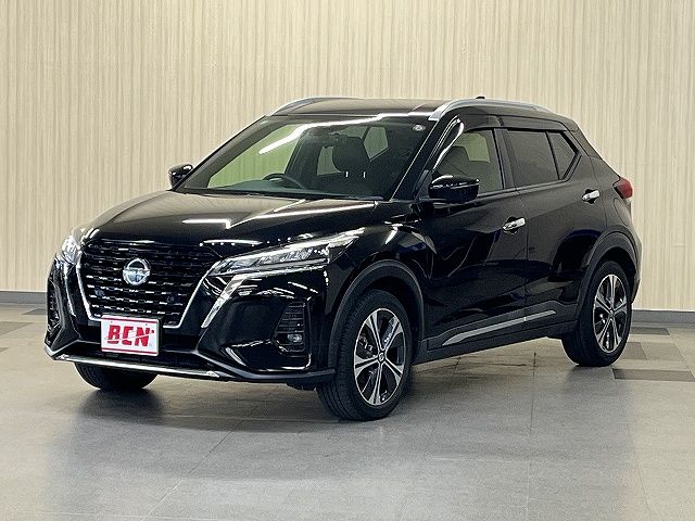 NISSAN KICKS 2020