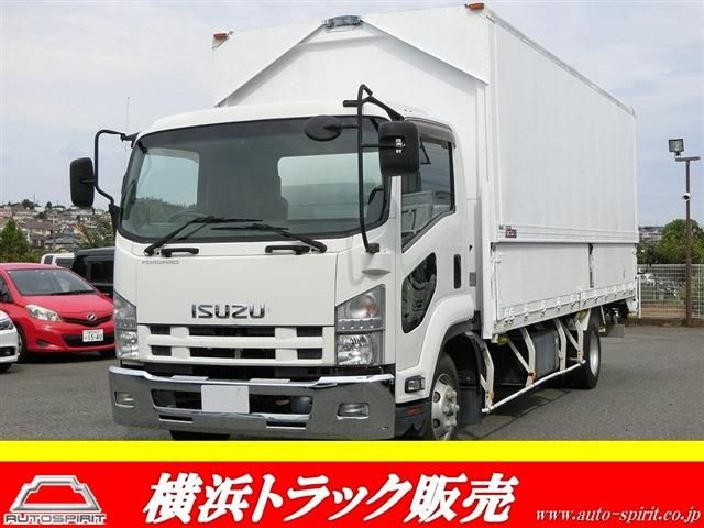 ISUZU フォワード 2013