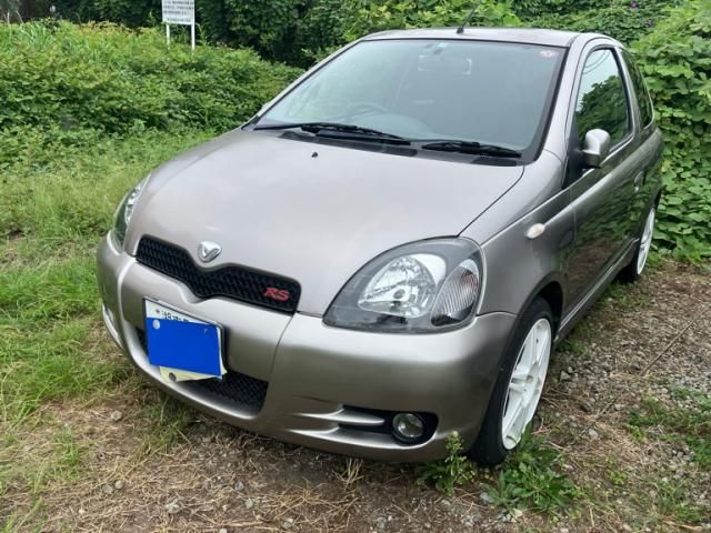 TOYOTA VITZ 2001