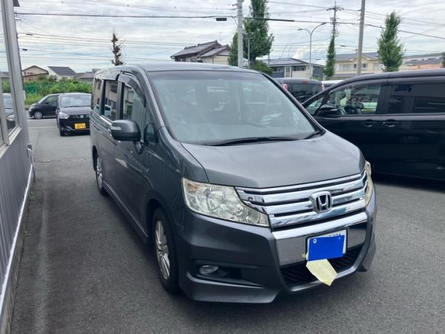 HONDA STEPWAGON SPADA 2010