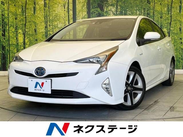 TOYOTA PRIUS 2015