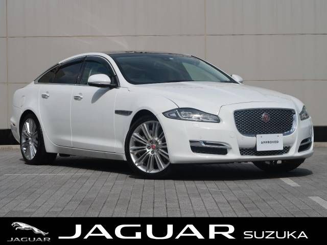 JAGUAR XJseries sedan 2017