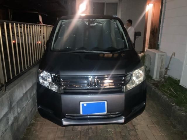 HONDA STEPWAGON 2010