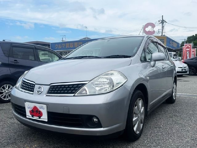 NISSAN TIIDA 2006