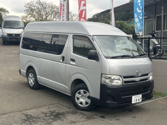 TOYOTA HIACE van 4WD 2012