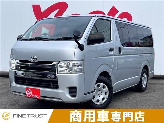 TOYOTA HIACE van 2WD 2019