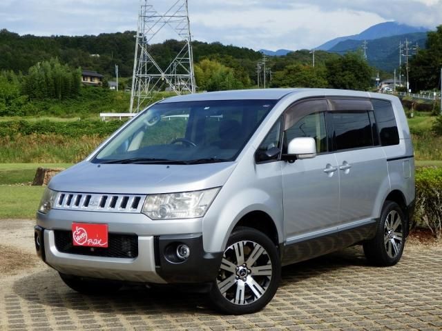 MITSUBISHI DELICA D:5 4WD 2013