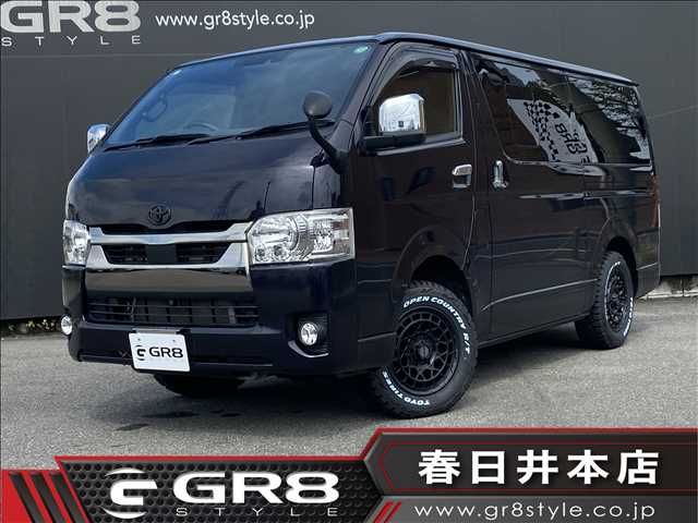 TOYOTA HIACE van 4WD 2022