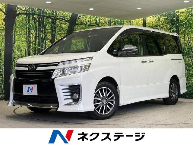 TOYOTA VOXY 2015