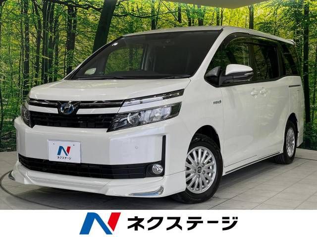 TOYOTA VOXY HYBRID 2015