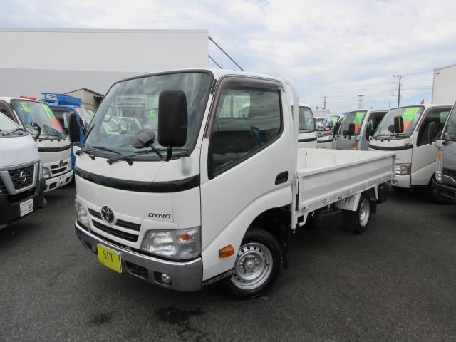 TOYOTA DYNA 2016