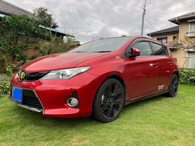 TOYOTA AURIS 2013