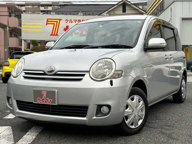 TOYOTA SIENTA 2010