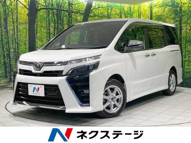 TOYOTA VOXY 2019