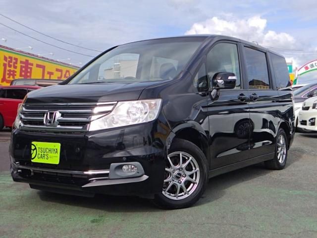 HONDA STEPWAGON 2014