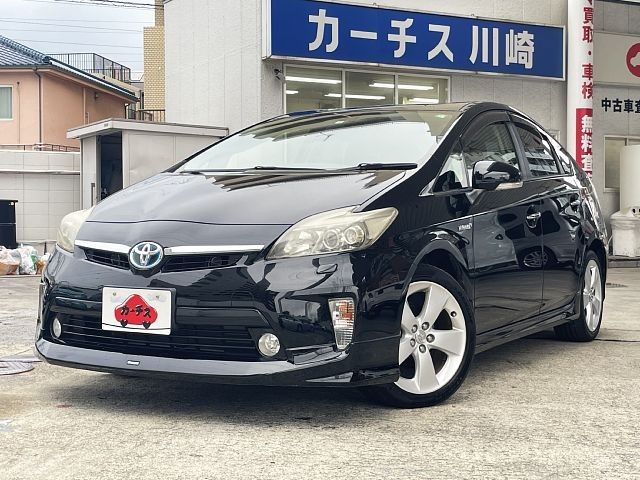 TOYOTA PRIUS 2013