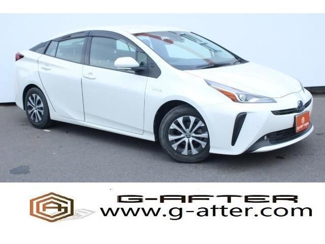 TOYOTA PRIUS 2019