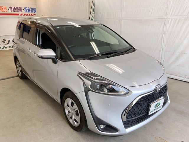 TOYOTA SIENTA 2019