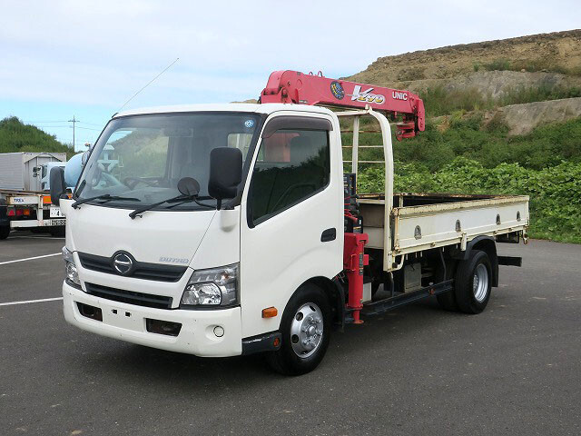 Hino DUTRO 2016