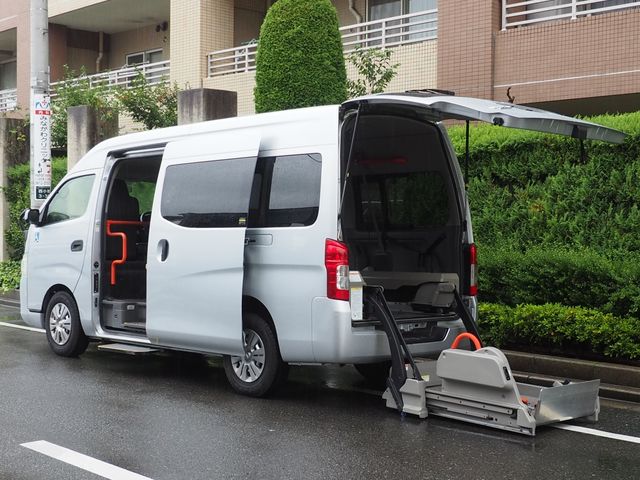 NISSAN NV350 CARAVAN 2015