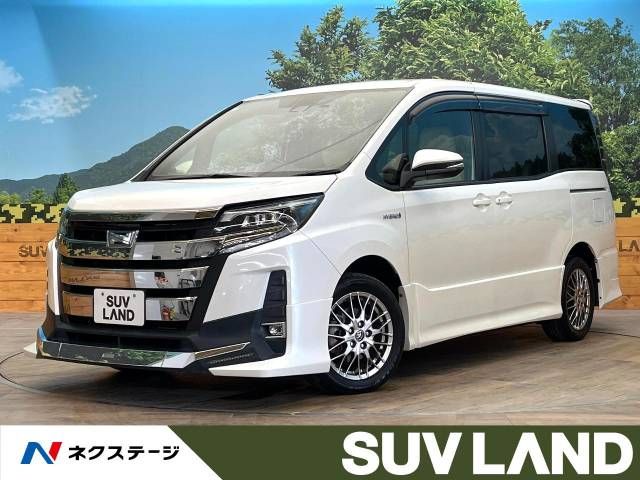 TOYOTA NOAH HYBRID 2017