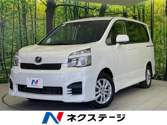 TOYOTA VOXY 4WD 2012