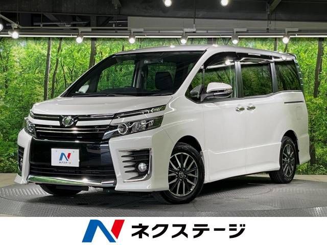 TOYOTA VOXY 2014