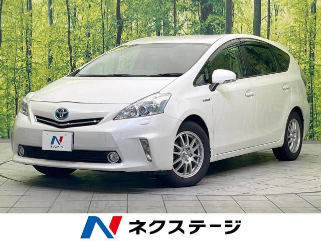 TOYOTA PRIUS ALPHA 2012