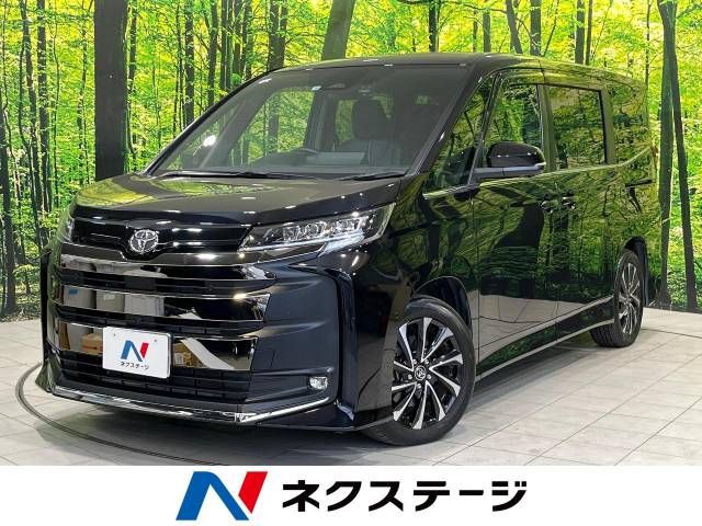 TOYOTA NOAH 2022