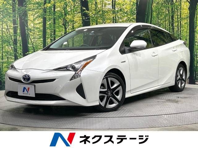 TOYOTA PRIUS 2017