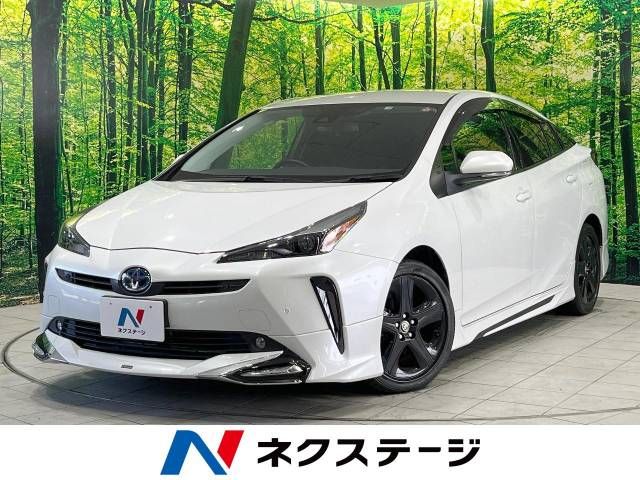 TOYOTA PRIUS 2021