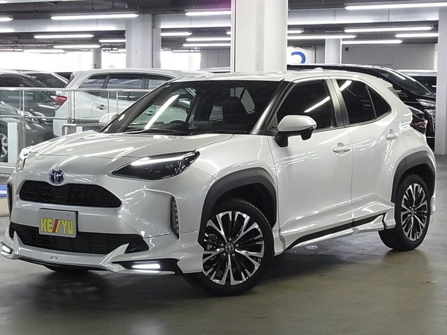 TOYOTA YARIS CROSS HYBRID 2023