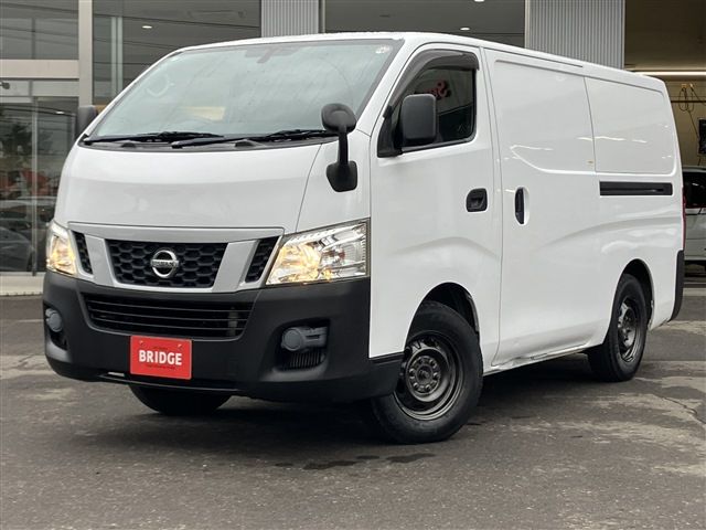 NISSAN NV350 CARAVAN 4WD 2014