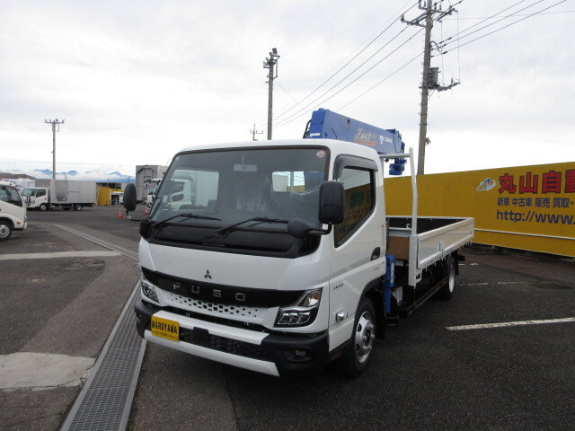 Mitsubishi CANTER 2024