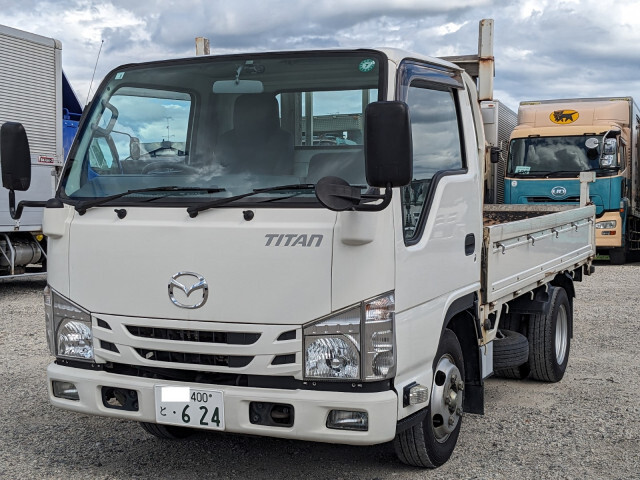 Mazda TITAN 2019