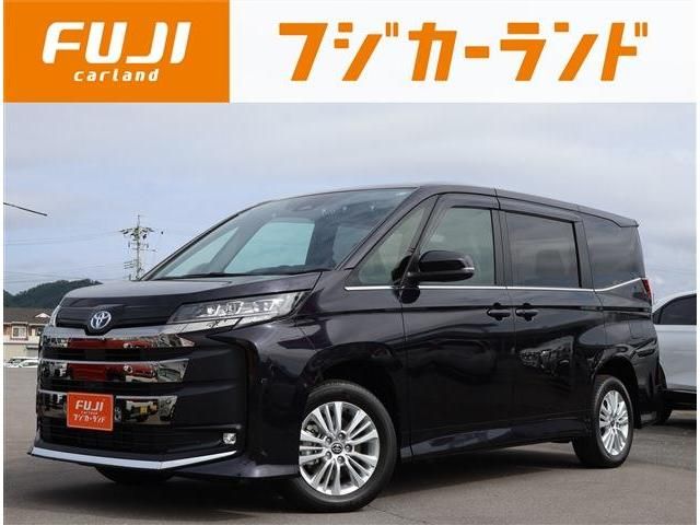 TOYOTA NOAH HYBRID 4WD 2024