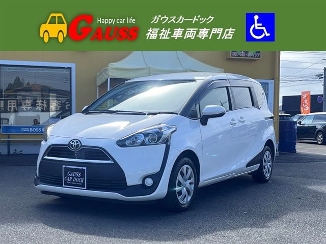 TOYOTA SIENTA 2017