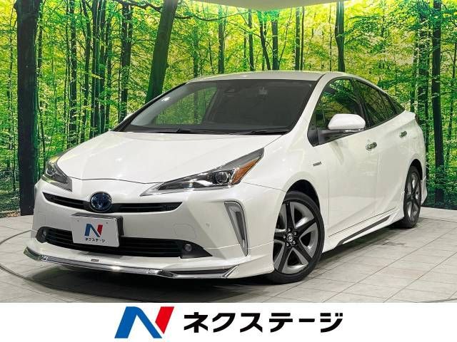 TOYOTA PRIUS 2019