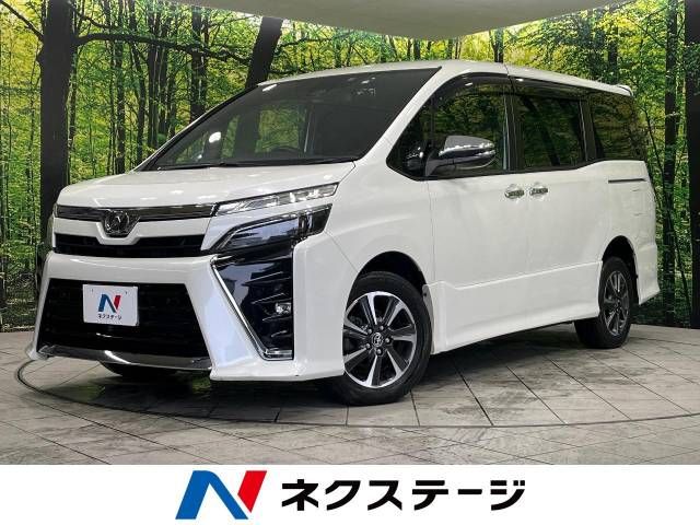 TOYOTA VOXY 4WD 2019