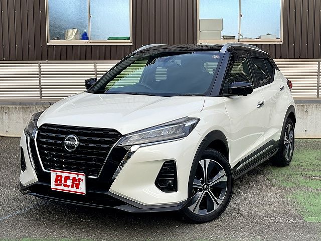 NISSAN KICKS 2020