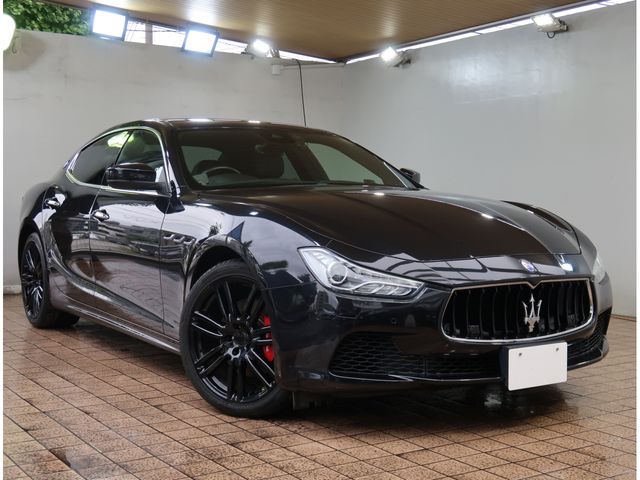 MASERATI GHIBLI Sedan 2017