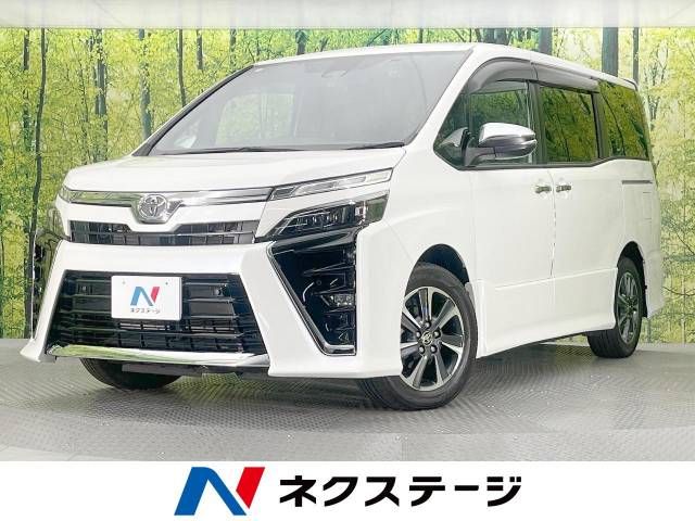 TOYOTA VOXY 2020