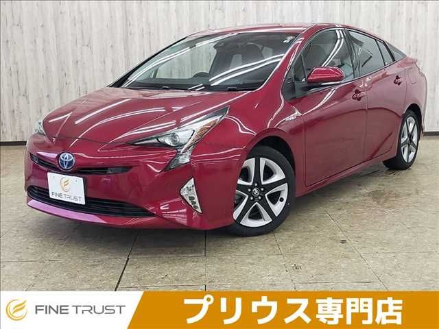 TOYOTA PRIUS 2016