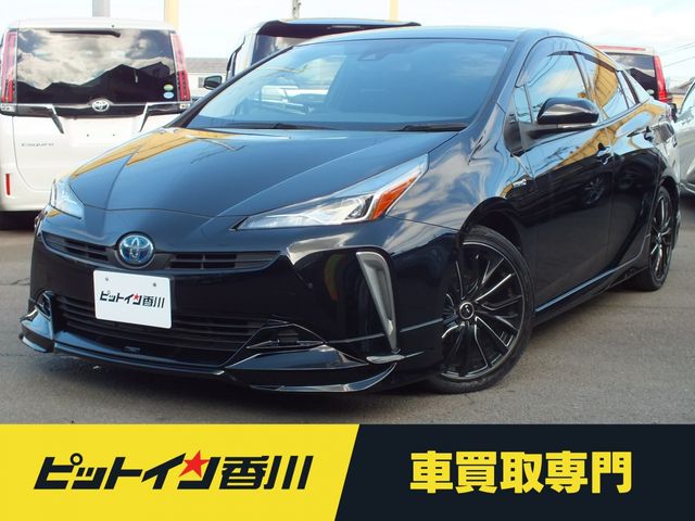 TOYOTA PRIUS 2019