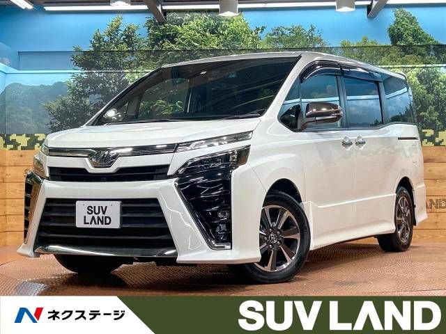 TOYOTA VOXY 2018