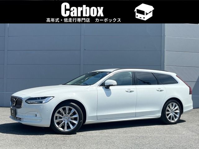 VOLVO V90 2022