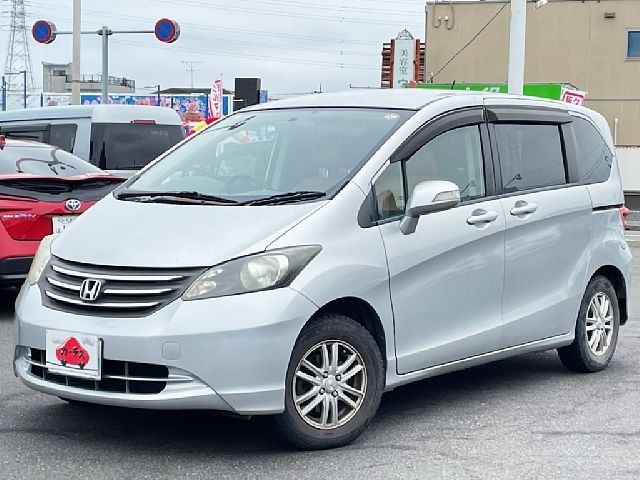 HONDA FREED 2010