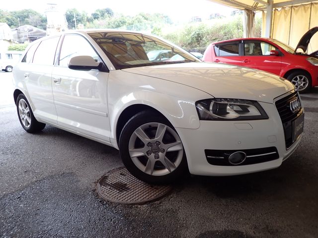 AUDI A3 SPORTBACK 2012