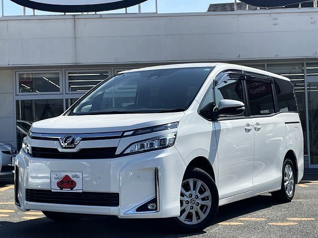 TOYOTA VOXY 2019